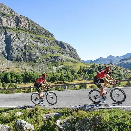 L'argalyde Esprit Pyrénées Wellness&cycling * Ayzac-Ost